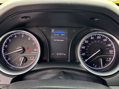 Used 2018 Toyota Camry LE FWD image 28