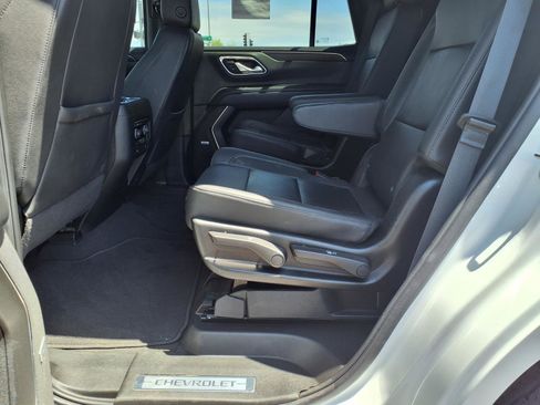 Used 2023 Chevrolet Tahoe Z71 w/ Luxury Package AWD/4WD image 16