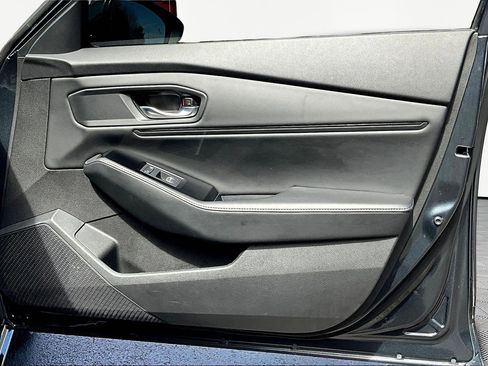 Used 2023 Honda Accord Touring image 29