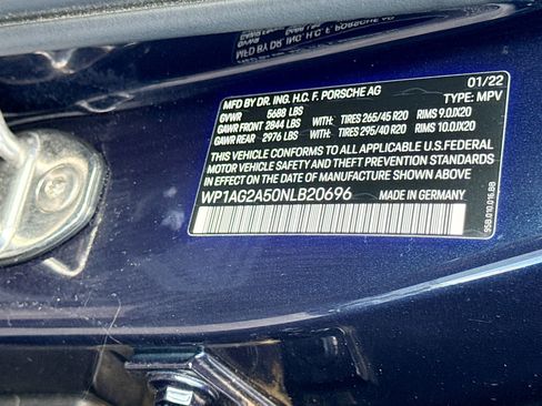 Used 2022 Porsche Macan S AWD/4WD image 43