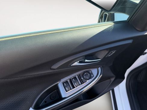 Used 2022 Chevrolet Malibu RS FWD image 21