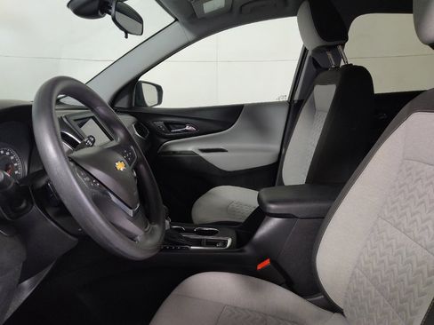 Used 2024 Chevrolet Equinox LS w/ LS Convenience Package image 17