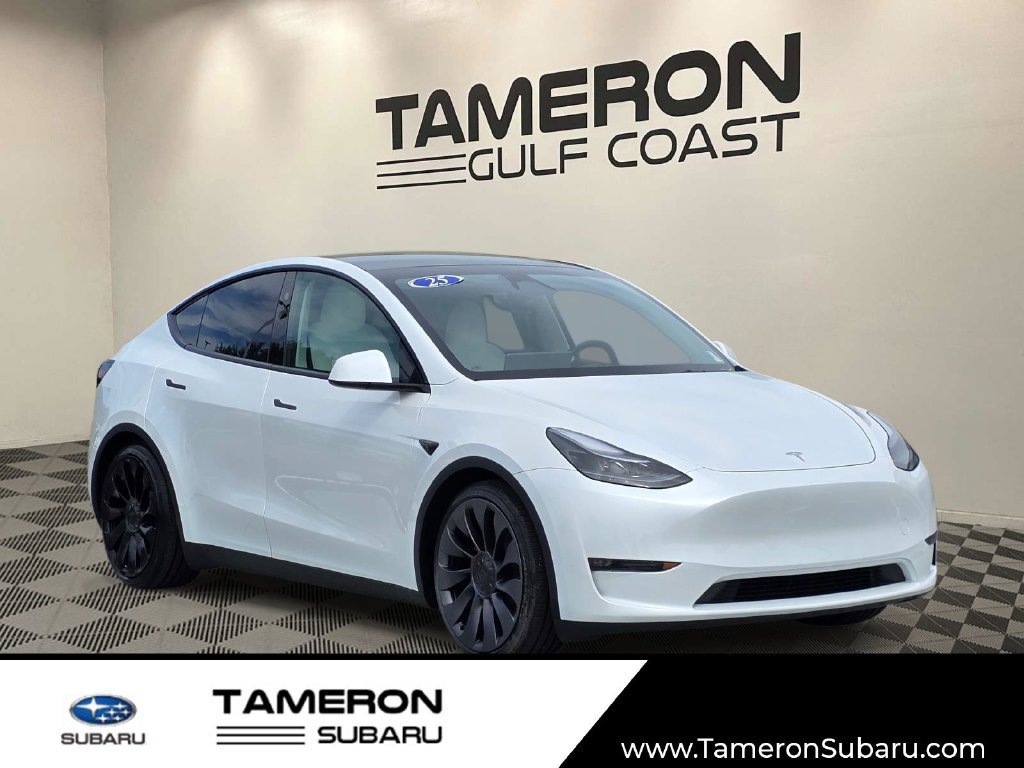 Used 2025 Tesla Model Y Performance AWD/4WD image 1