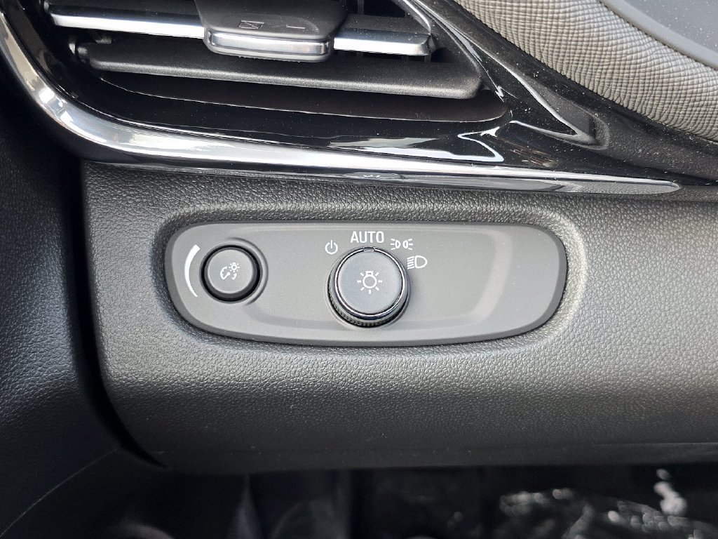 New 2026 Buick Envista Sport Touring w/ Convenience I Package FWD image 19