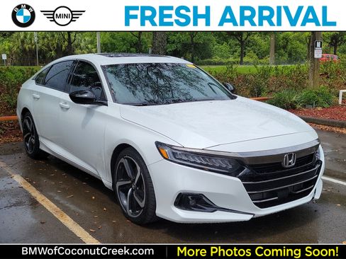 Used 2022 Honda Accord Sport image 1