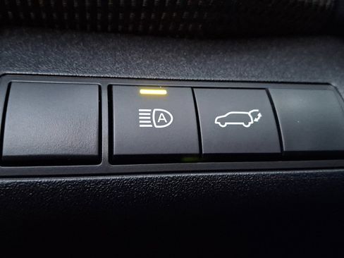 Certified 2025 Toyota bZ4X FWD image 23