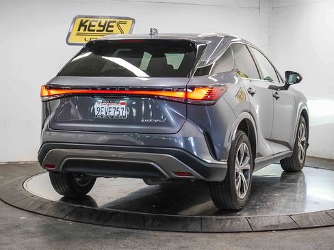 Used 2023 Lexus RX 350 Premium image 4