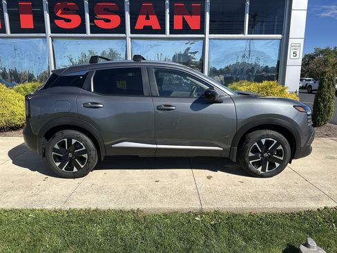 New 2026 Nissan Kicks SV w/ SV Premium Package image 5