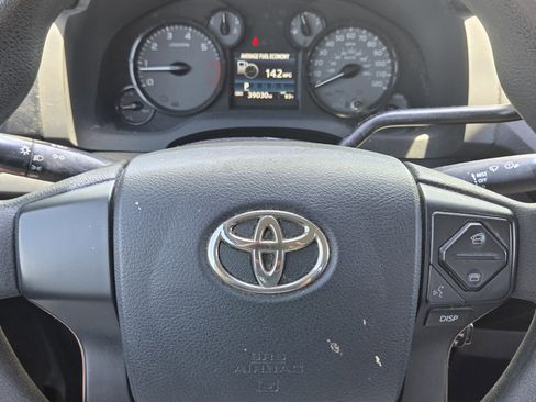 Used 2017 Toyota Tundra SR RWD image 17