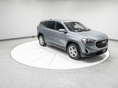 Used 2020 GMC Terrain SLE AWD/4WD image 26
