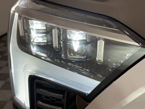 Used 2025 Toyota Tundra 1794 Edition image 9