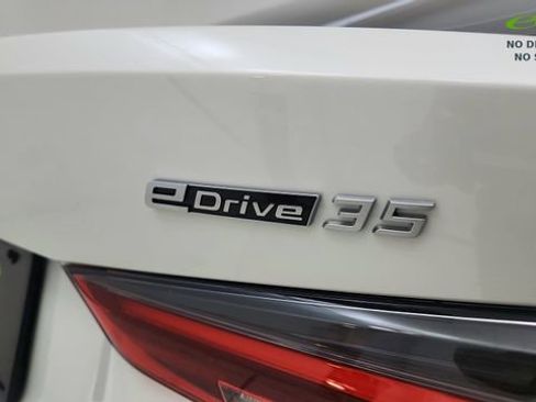 Used 2023 BMW i4 eDrive35 w/ Premium Package RWD image 19