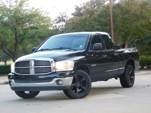 Used 2008 Dodge Ram 1500 Truck SLT image 1