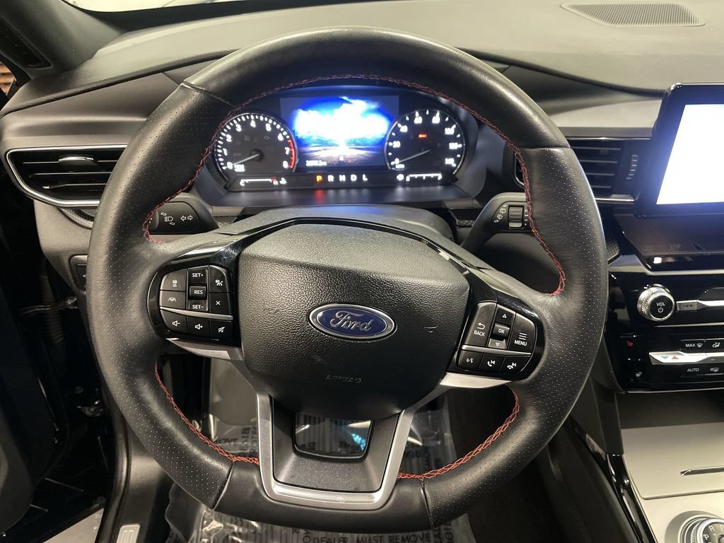 Used 2024 Ford Explorer ST-Line w/ Class IV Trailer Tow Package AWD/4WD image 5