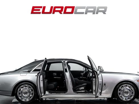 Used 2014 Rolls-Royce Ghost RWD image 8