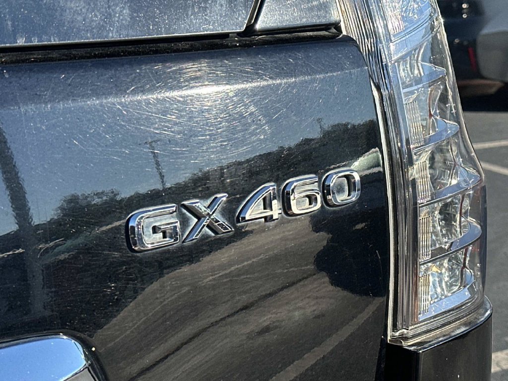 Used 2016 Lexus GX 460 w/ Premium Package AWD/4WD image 10
