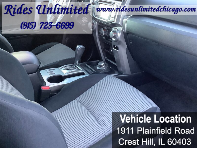 Used 2014 Toyota 4Runner SR5 AWD/4WD image 36