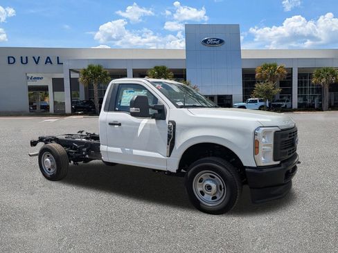 New 2025 Ford F350 XL AWD/4WD image 2