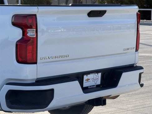 Used 2021 Chevrolet Silverado 1500 Custom image 6