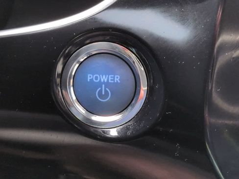 Used 2016 Toyota Prius Four w/ Advanced Technology Package FWD image 27