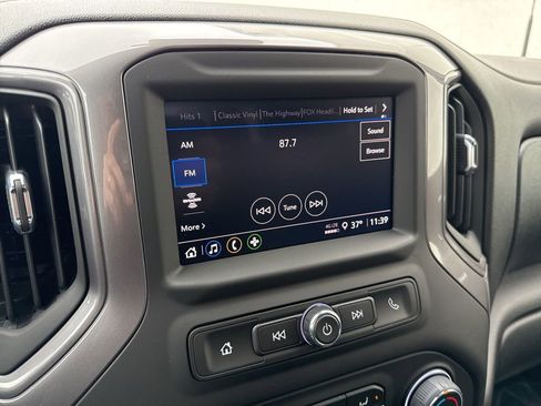 Used 2024 Chevrolet Silverado 2500 Custom w/ Custom Value Package image 18