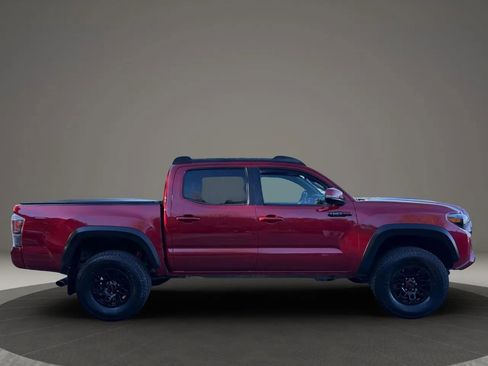 Used 2017 Toyota Tacoma TRD Pro image 10