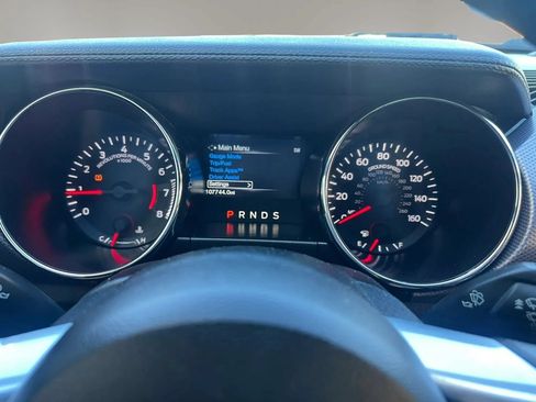 Used 2017 Ford Mustang Coupe RWD image 16