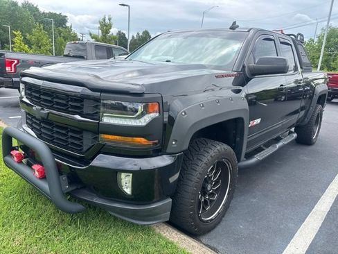 Used 2016 Chevrolet Silverado 1500 LT w/ Midnight Edition AWD/4WD image 3
