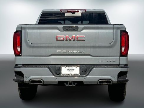 Used 2024 GMC Sierra 1500 Denali image 4