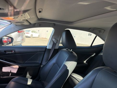 Used 2015 Lexus IS 250 image 7