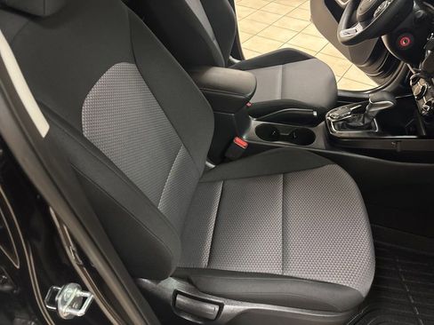 Used 2025 Kia Soul LX FWD image 26