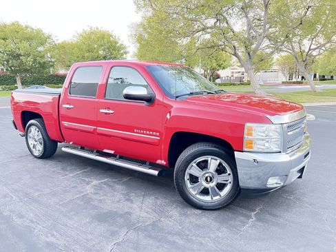 Used 2012 Chevrolet Silverado 1500 LT image 2