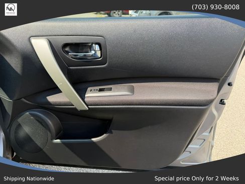 Used 2012 Nissan Rogue SV w/ Premium Pkg AWD/4WD image 13