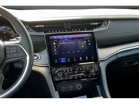 New 2025 Jeep Grand Cherokee L Limited w/ Luxury Tech Group II image 8