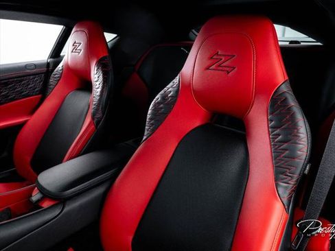 Used 2018 Aston Martin Vanquish Zagato RWD image 50