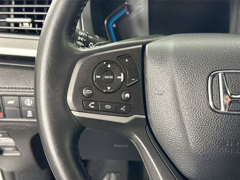 Used 2024 Honda Odyssey EX-L image 16