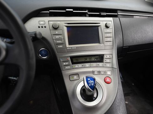 Used 2013 Toyota Prius Three FWD image 18