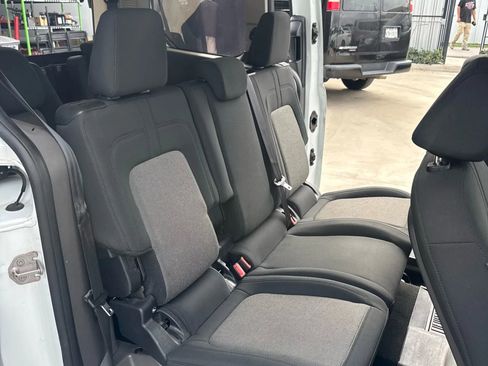 Used 2020 Ford Transit Connect XL image 32