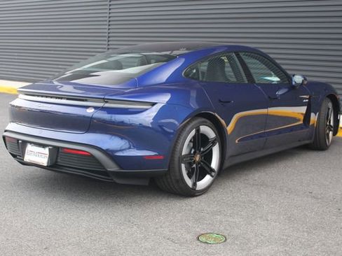 New 2026 Porsche Taycan image 8