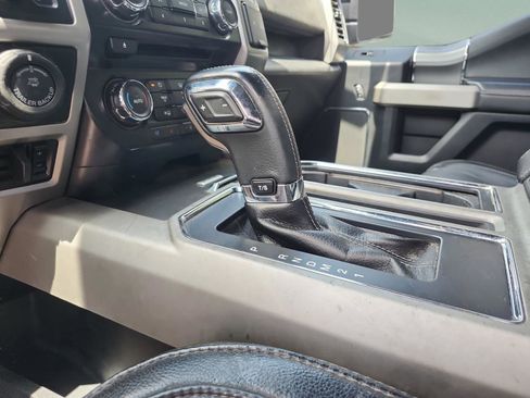 Used 2016 Ford F150 Lariat AWD/4WD image 13