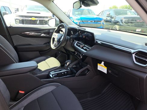 New 2026 Chevrolet TrailBlazer LT w/ Convenience Package AWD/4WD image 33