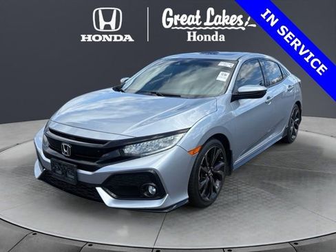 Used 2019 Honda Civic Sport Touring image 2