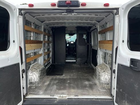 Used 2023 RAM ProMaster 2500 FWD image 6