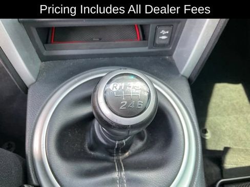 Used 2017 Toyota 86 RWD image 15