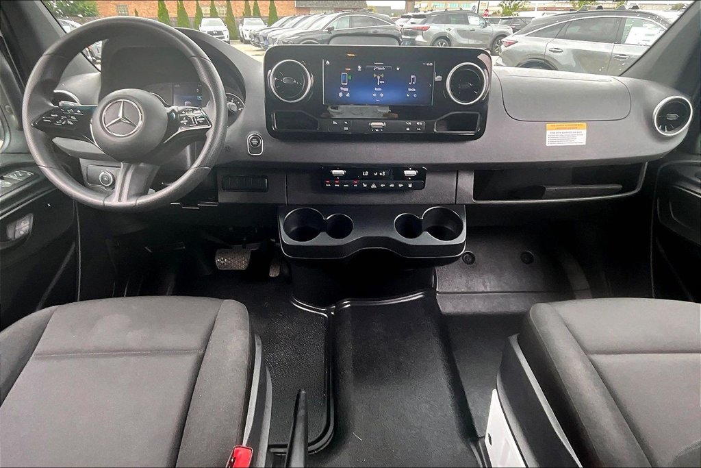 Used 2026 Mercedes-Benz Sprinter 2500 image 20