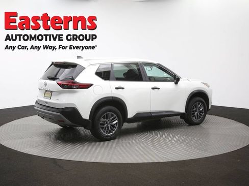 Used 2023 Nissan Rogue S AWD/4WD image 40
