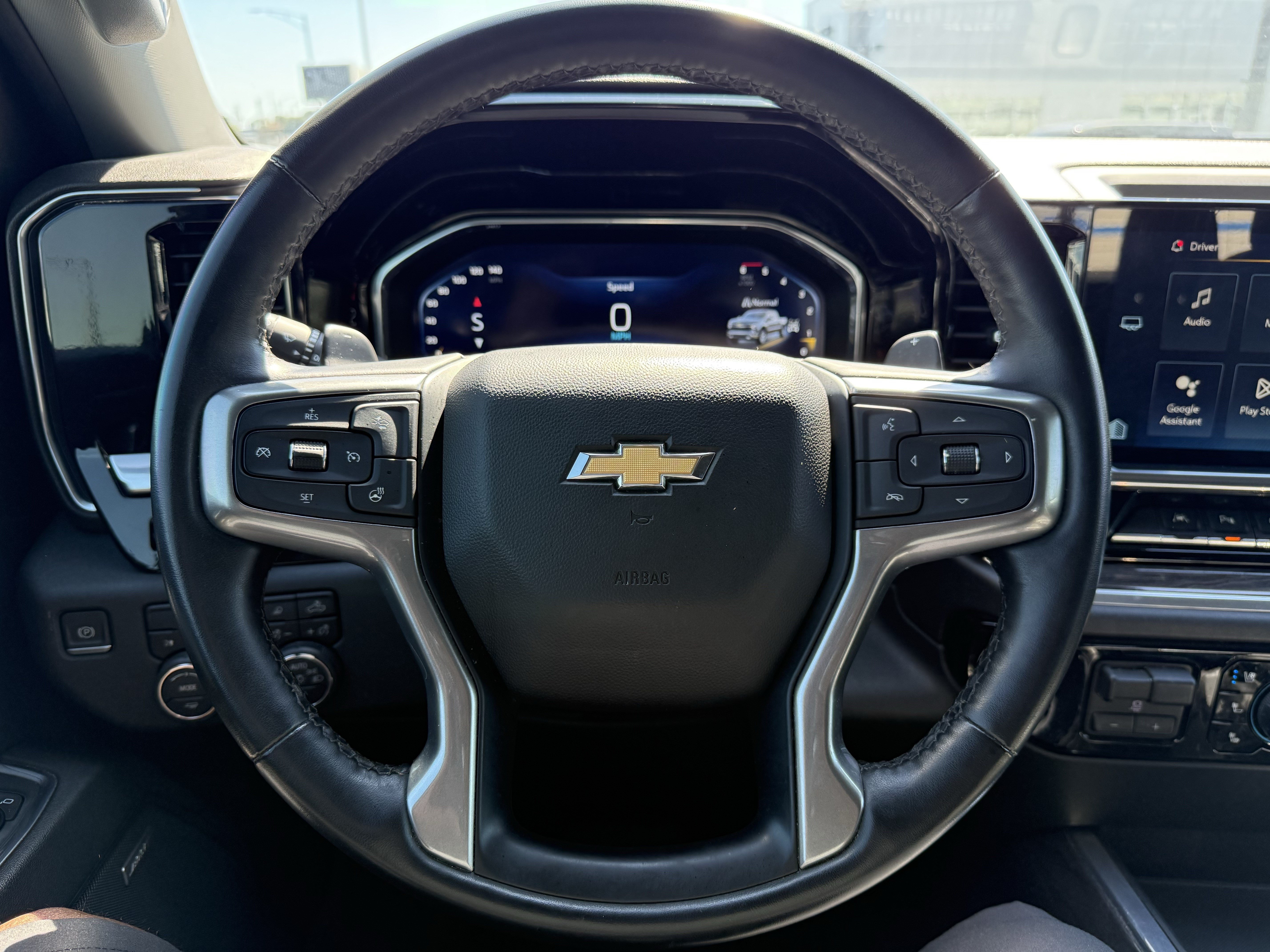 Used 2023 Chevrolet Silverado 1500 LTZ w/ Technology Package AWD/4WD image 17