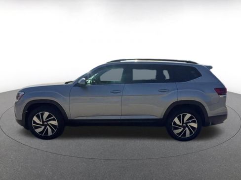Used 2026 Volkswagen Atlas SE FWD image 7