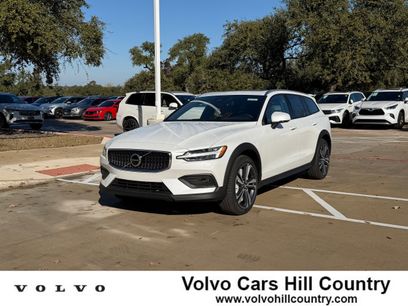 New 2026 Volvo V60 B5 Cross Country Plus w/ Protection Package Premier