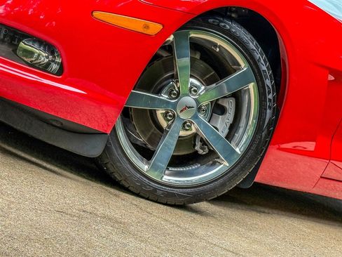 Used 2008 Chevrolet Corvette Coupe w/ Preferred Equipment Group RWD image 12